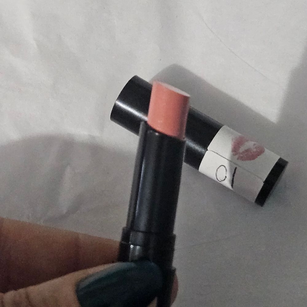 BRAND NEW Farmasi Stylo Lipstick, Tinted Chapstick Nude Pink .06 oz Moisturizing